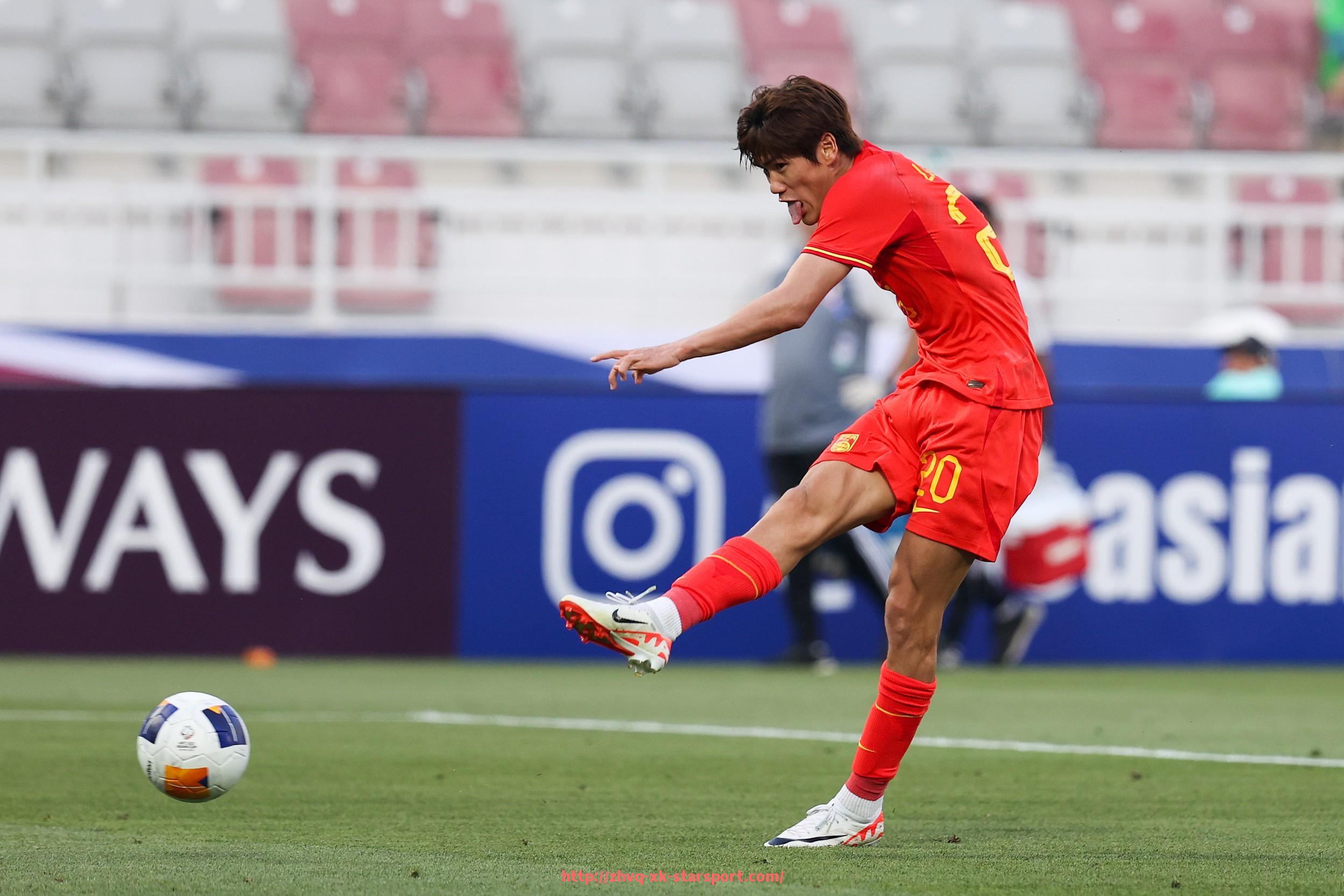 星空体育-2025年世俱杯球衣吸湿性能优化技术及材料应用研究